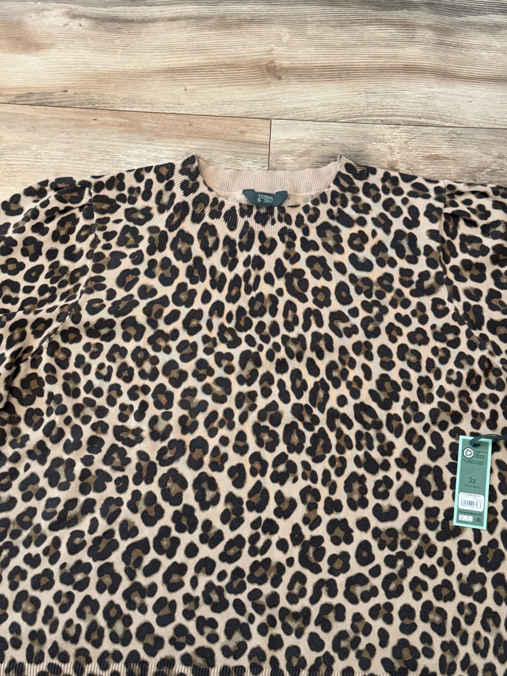 Terra & Sky Women's Plus Leopard Short Sleeve Sweater 3X NWT - Picture 4 of 11